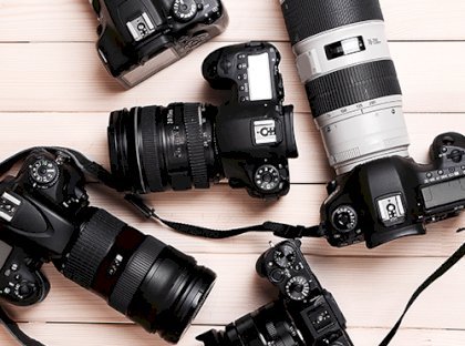 Digital Cameras & Photo