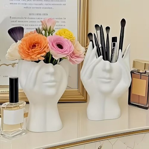 1pcs Creative Human Body Art Makeup Brush Holder – Decorative Pen Cup & Cosmetic Storage Organizer