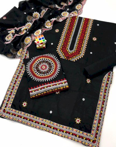 3PC Embroidered Lawn Suit - Full Gala Daman Chaak - Summer Festive